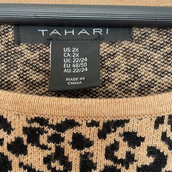 Tahari Leopard Print Sweater - Picture 5 of 9